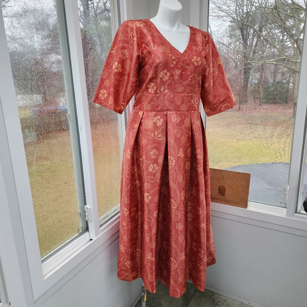 Eshakti Burnt Orange Floral Print Banded High Waist Pleated Taffeta Midi Skirt - Picture 2 of 16